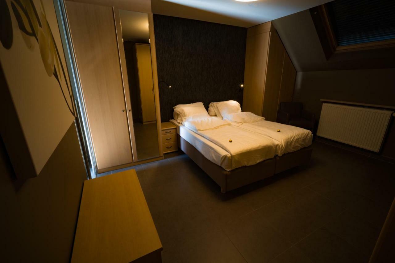 Su'Ro Bed And Breakfast Гент Экстерьер фото