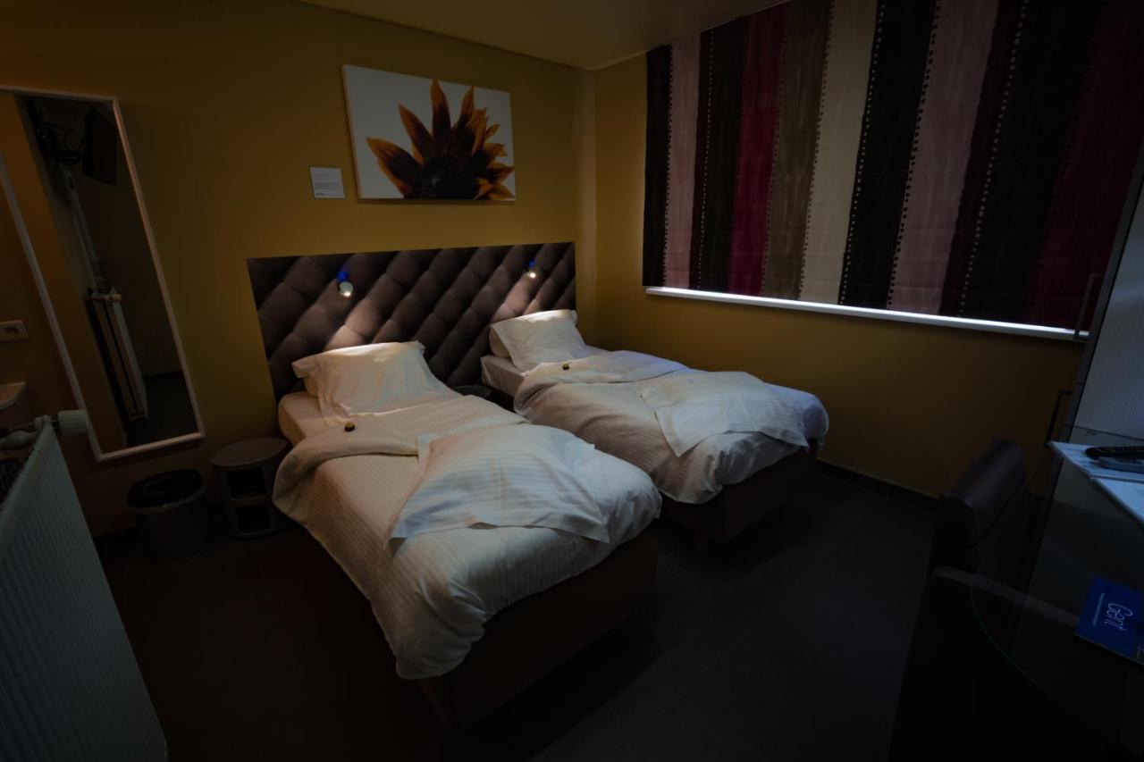 Su'Ro Bed And Breakfast Гент Экстерьер фото